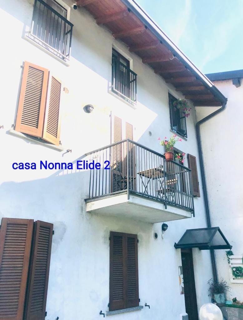 Casa Nonna Elide 2 Daire Besozzo Dış mekan fotoğraf